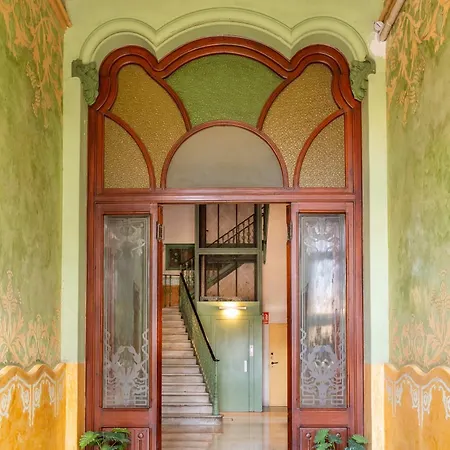 Apartment Amazing 3 Bedroom Penthouse In Plaza Espana *