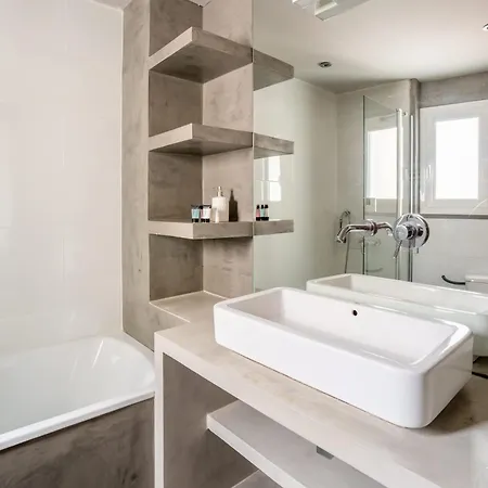 Apartment Amazing 3 Bedroom Penthouse In Plaza Espana Barcelona