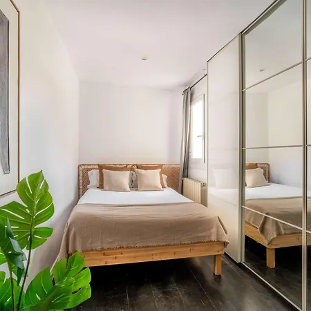 Amazing 3 Bedroom Penthouse In Plaza Espana Apartment