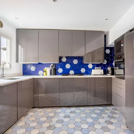 Apartment Amazing 3 Bedroom Penthouse In Plaza Espana Barcelona