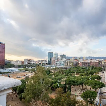Apartment Amazing 3 Bedroom Penthouse In Plaza Espana *
